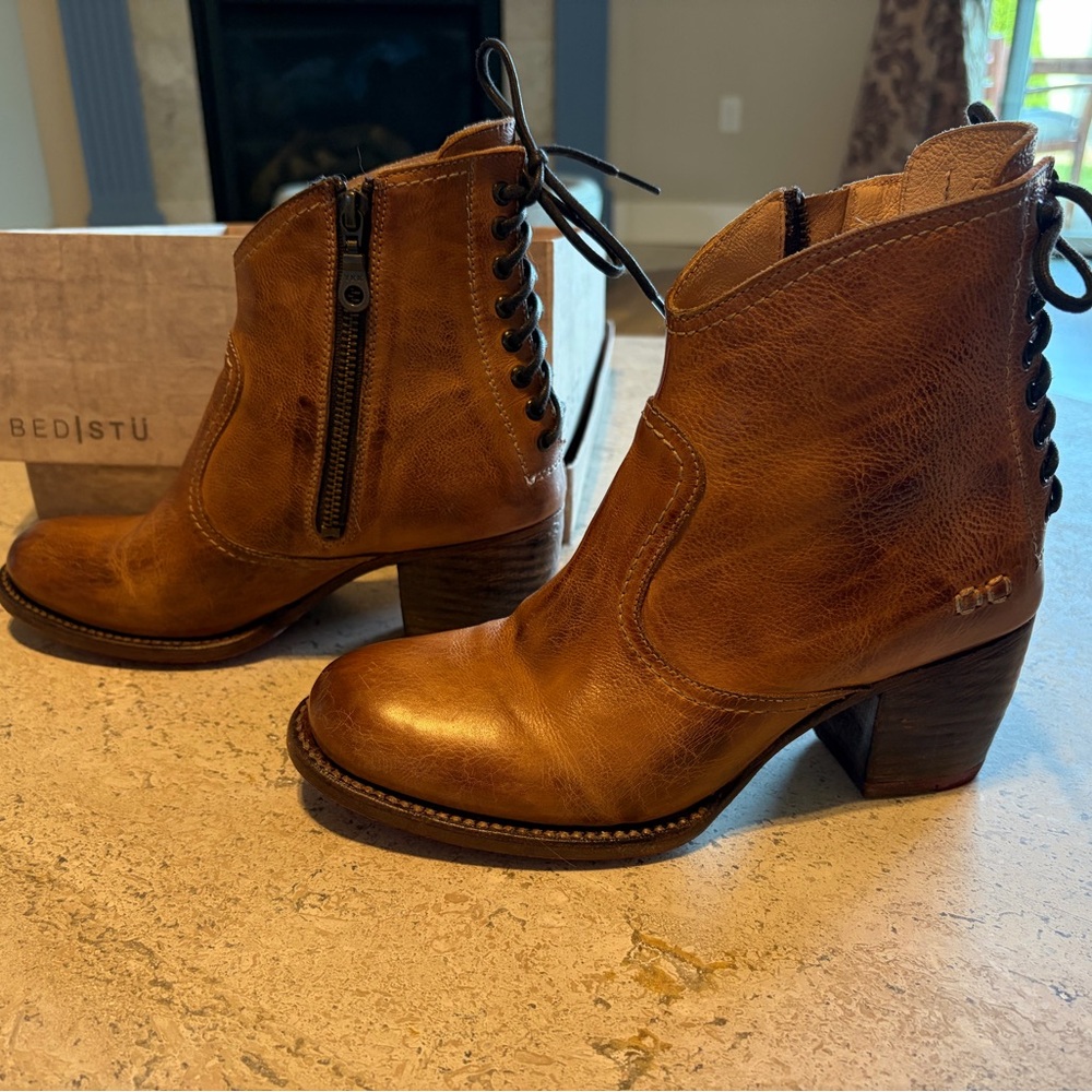 BED|STU Women's Tan Leather Ankle Booties